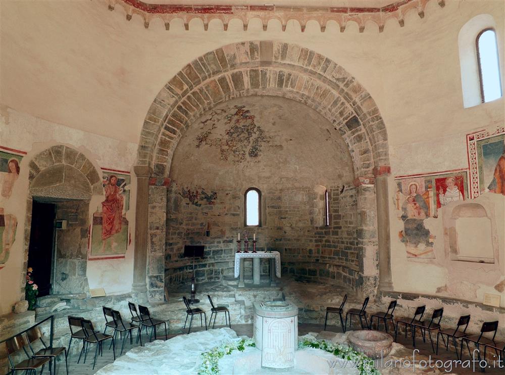 Oggiono (Lecco, Italy) - Interior of the Baptistery of San Giovanni Battista